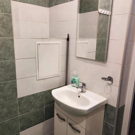 아파트 Yotsa 2br